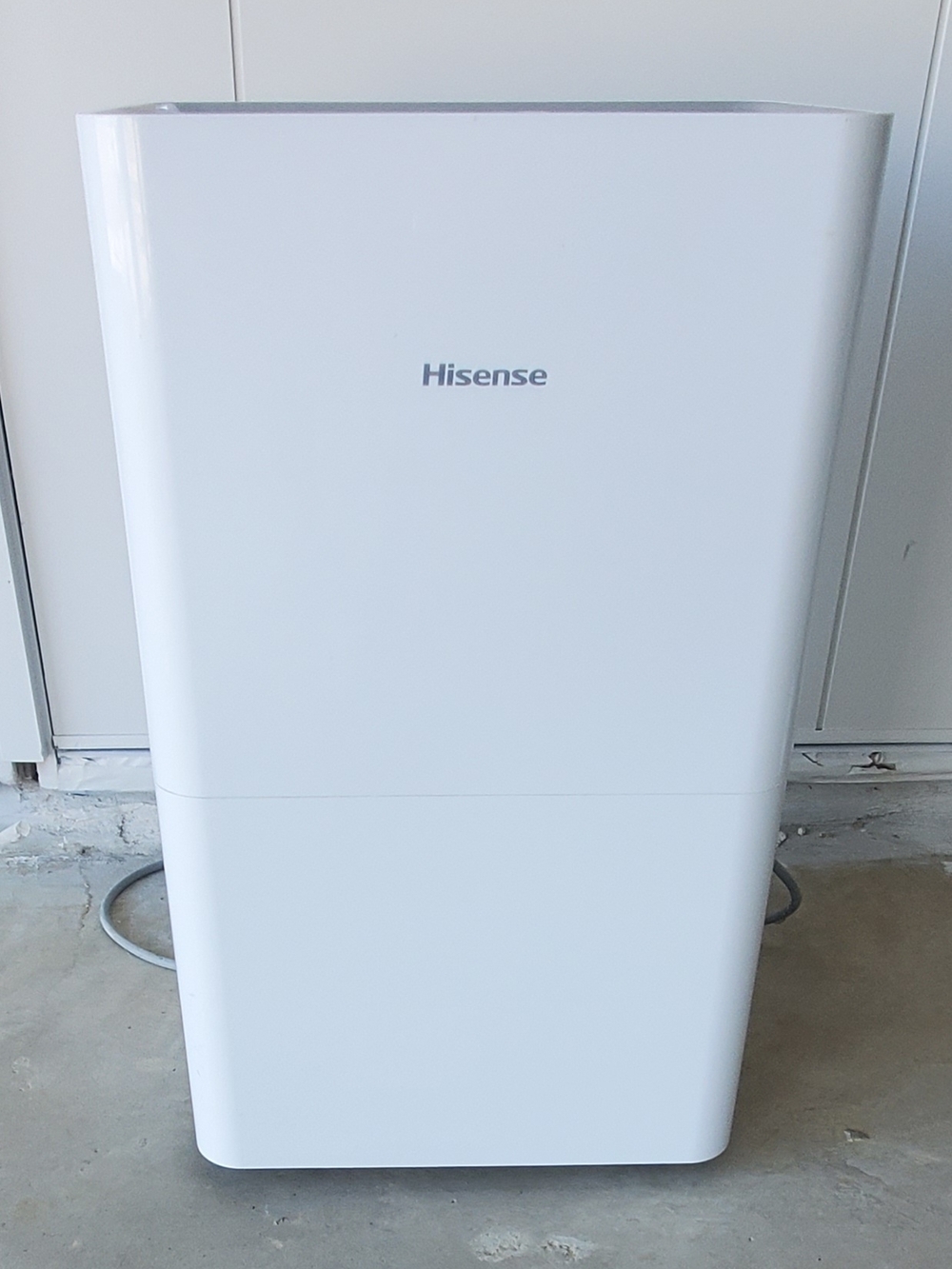 Hisense - Dehumidifier - 1.9 Gallon - 50 Pints/Day - 2 Speed - Energy Star Cert